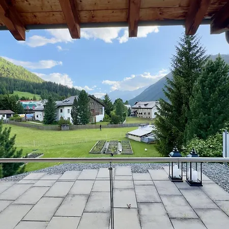 Appartement Alpine With Lounge - 10 Min From St Moritz La Punt-Chamues-ch