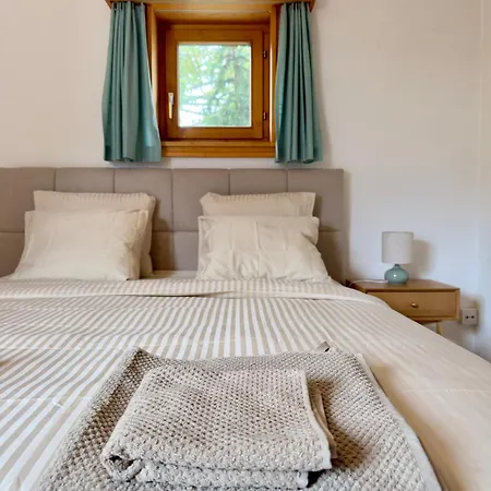Appartement Alpine With Lounge - 10 Min From St Moritz La Punt-Chamues-ch